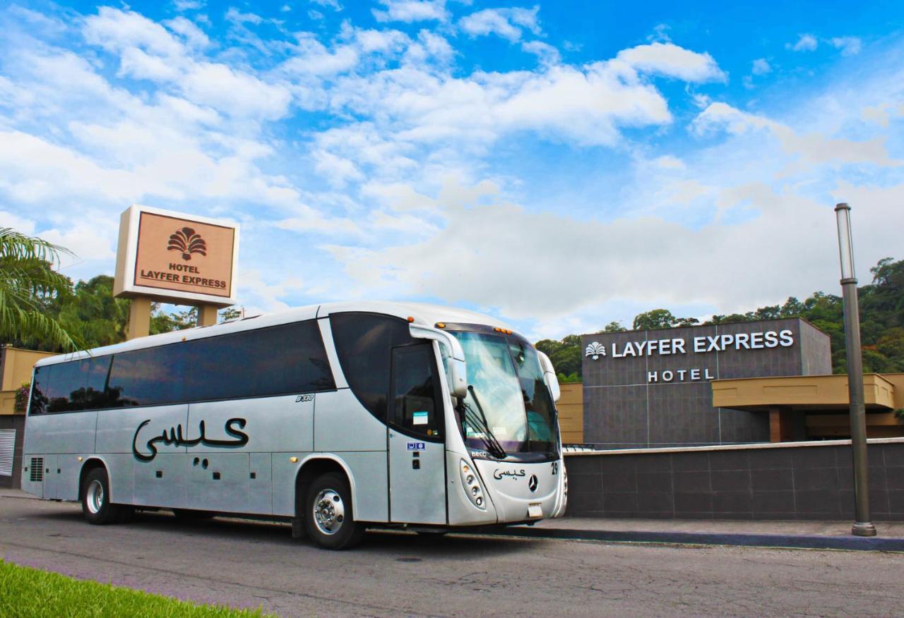 Layfer Express, Cordoba, Ver Buitenkant foto